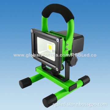 Rechargeable and Portable Floodlight, 5W, Working Time of 3hrs After Full Recharge, 90lm/W, IP65
